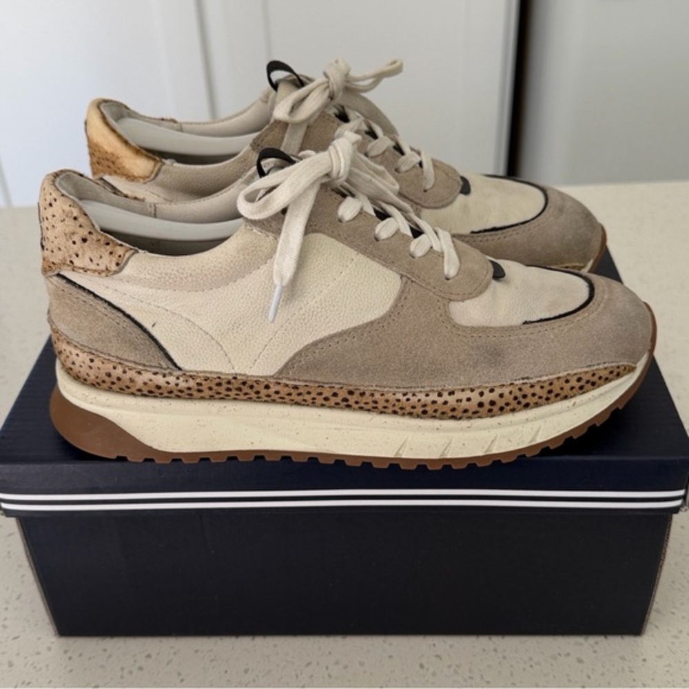 Madewell Women’s Kickoff Trainer Beige and Tan leather Suede Athletic Sneakers